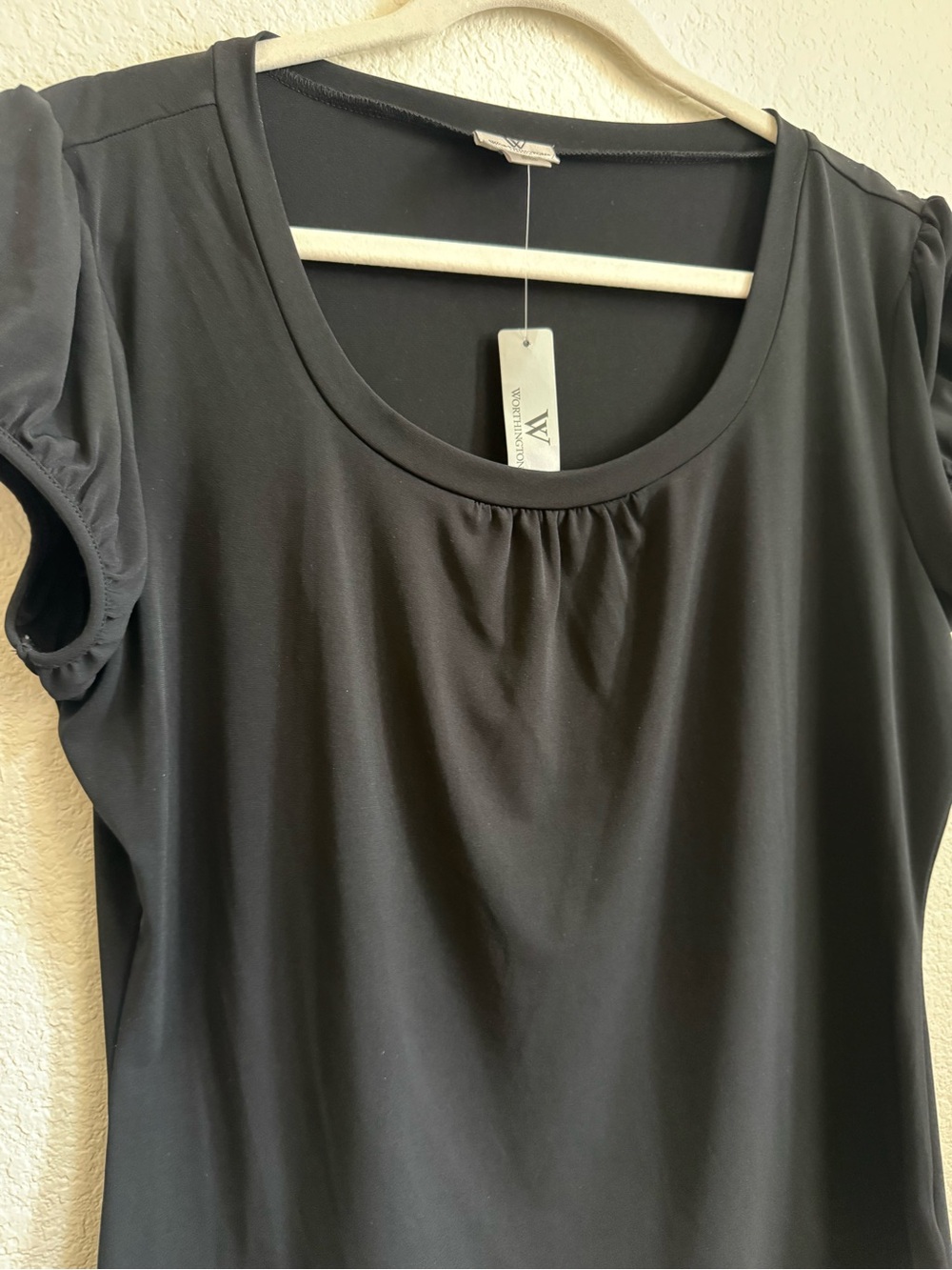 NWT Worthington Stretch Puff Sleeve V-Neck - Picture 3 of 5